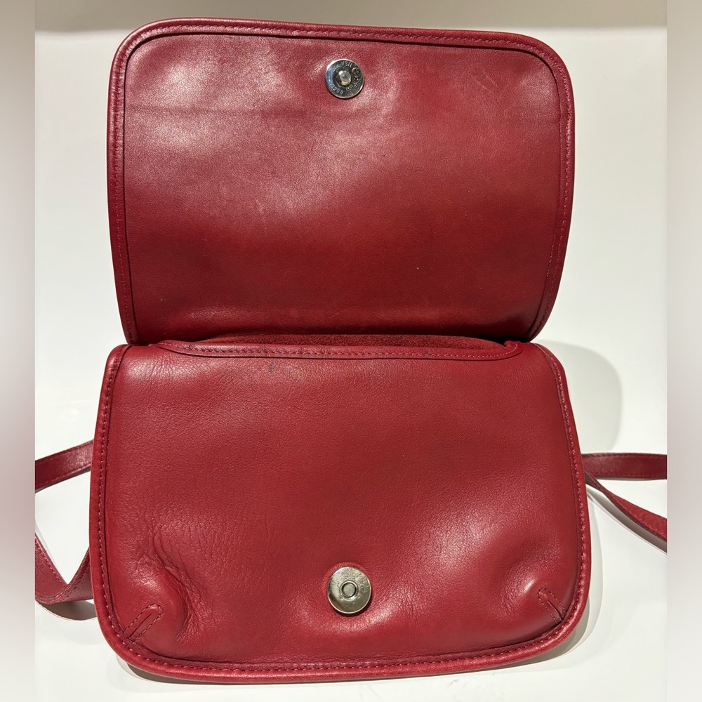 Rare Vintage Coach Red “Hippie Flap” Leather Bag - Picture 7 of 16